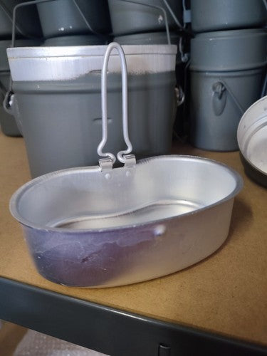 Kochgeschirr, Grau (Alter?, Mit Lackmängel, Innen Optisch Ungebraucht), Je Set