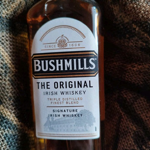 2 x Bushmills®  The Original Irish Whiskey (40% vol.;  á 0,7 l)