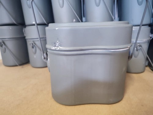 Kochgeschirr, Grau (Alter?, Mit Lackmängel, Innen Optisch Ungebraucht), Je Set