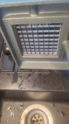 Bundeswehr Kartoffelschneider, zum Anschrauben an einen Tisch (Pommesmaker) 1960er?