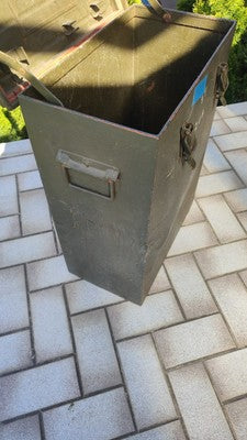 Bundeswehr Kiste Dekontausstattung ( n u r A b h o l u n g)