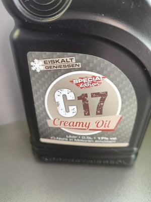 Kopfgetriebeöl C17 Creamy Oil Likör, á 0,5 L (17% Vol; 64,29 €/L) + 3 x 0,02 l