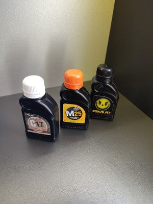 Kopfgetriebeöl T20 Nuss & Karamell Likör, á 0,5 L (20% Vol) + 3 x 0,02 l