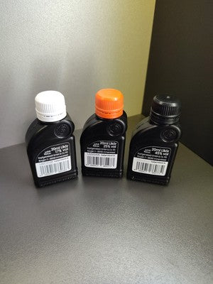 Kopfgetriebeöl T20 Nuss & Karamell Likör, á 0,5 L (20% Vol) + 3 x 0,02 l