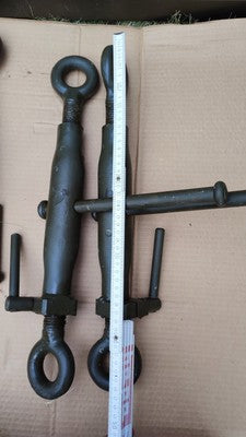 Bundeswehr Kettenspanner, oliv, je Stück, Funktion? Dekoartikel