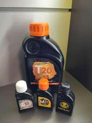 Kopfgetriebeöl T20 Nuss & Karamell Likör, á 0,5 L (20% Vol) + 3 x 0,02 l