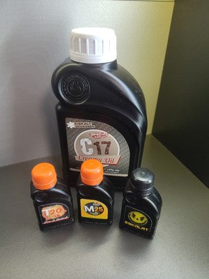 Kopfgetriebeöl C17 Creamy Oil Likör, á 0,5 L (17% Vol; 64,29 €/L) + 3 x 0,02 l