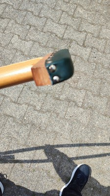 2 x Bundeswehr Krücke, Holz; Länge 119 cm, mit Gummifuss