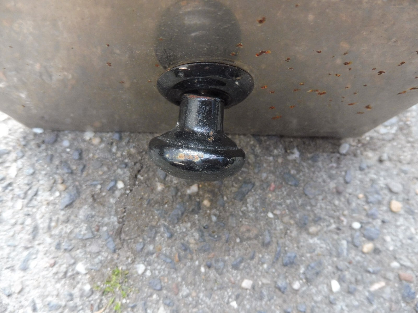 Bundeswehr Kaffeemühle von Trösser, Gusseisen/ Eisen; ca. 1960er, Beispielbilder