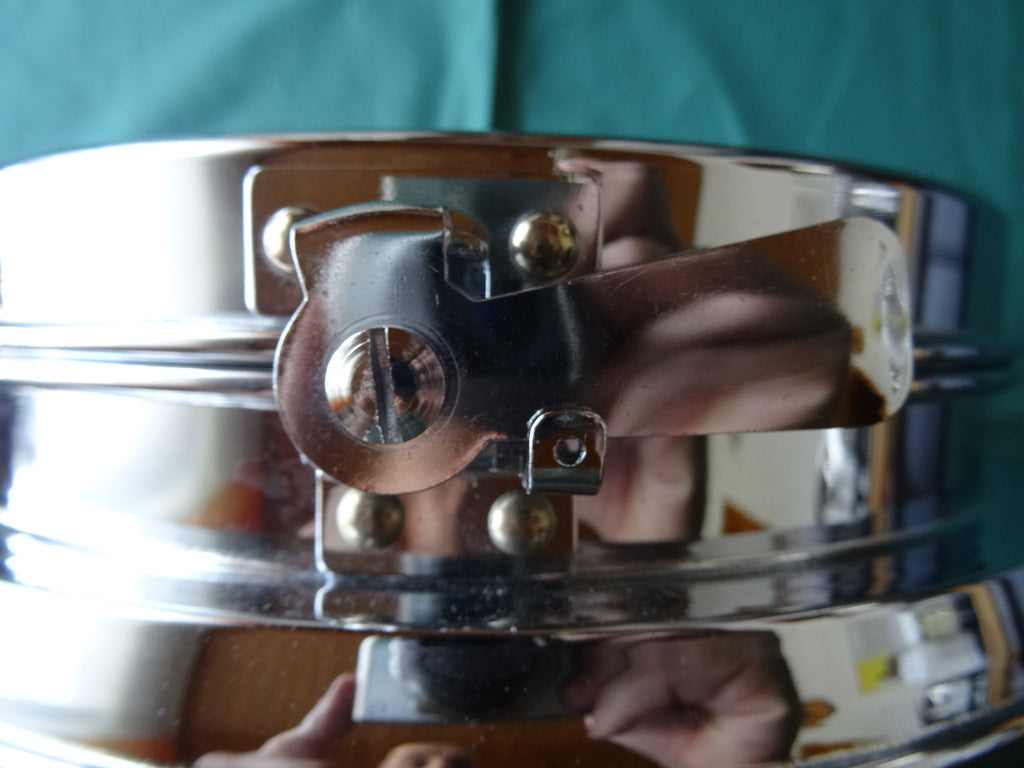 Bundeswehr Verbandstofftrommel, 1960er;  ideale Brotbox, Brotkasten. Brotdose