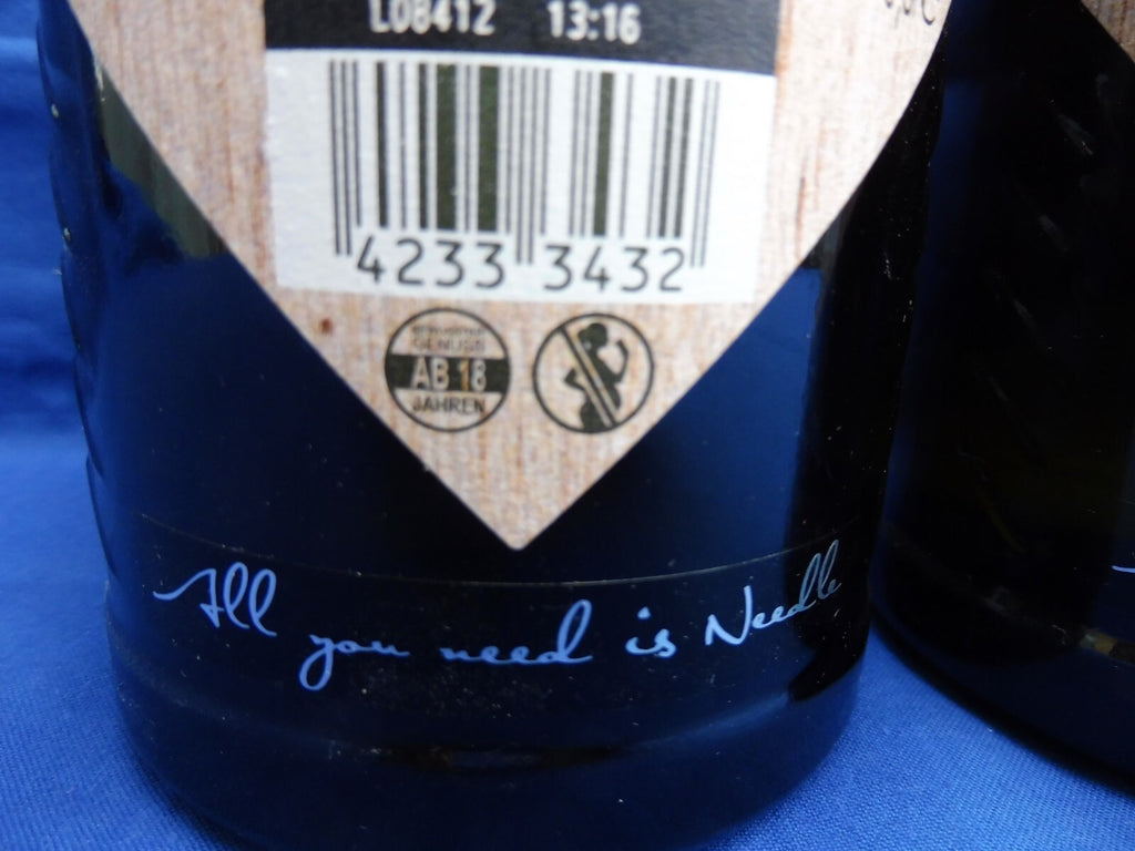 2 x Needle Blackforest Distilled Dry Gin, á 0,5 L (40% Vol; 35,00 €/L)