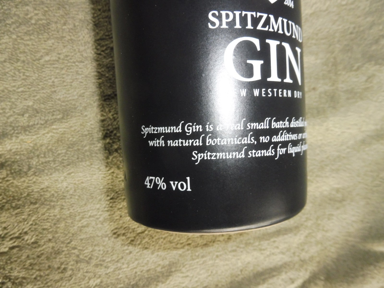 Spitzmund Gin, Handcrafted 47% vol; á 0,5 l