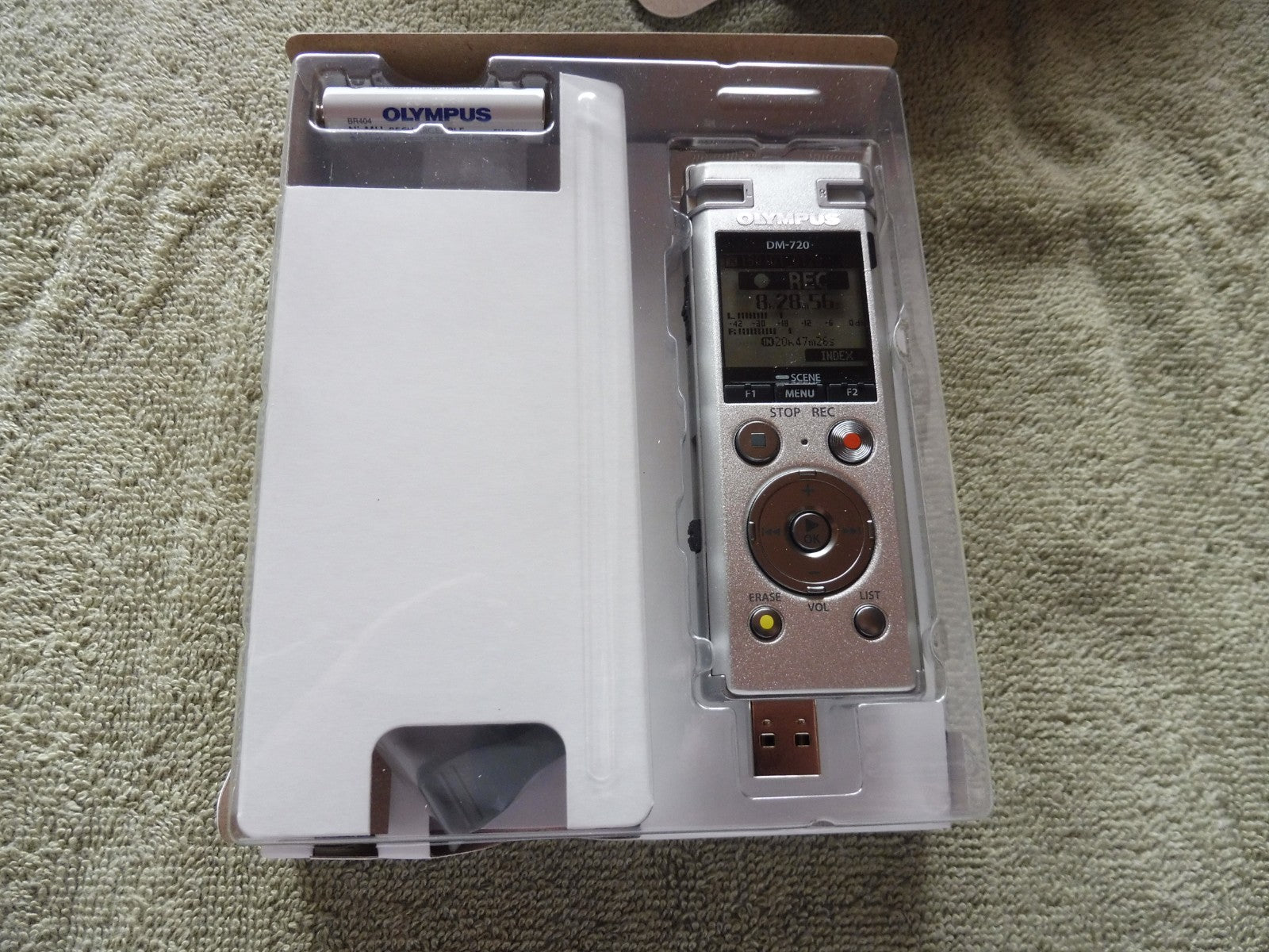OLYMPUS DM-720 Digital Voice Recorder (ohne Batterien, siehe Beschreibung)