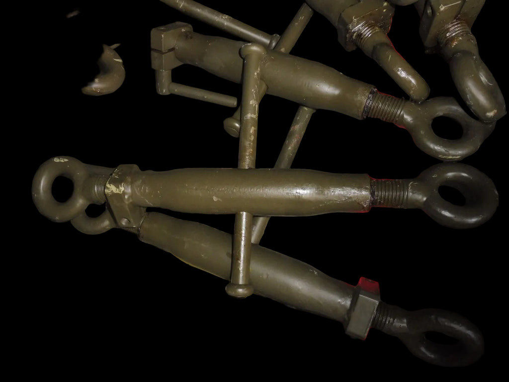 Bundeswehr Kettenspanner, oliv, je Stück, Funktion? Dekoartikel