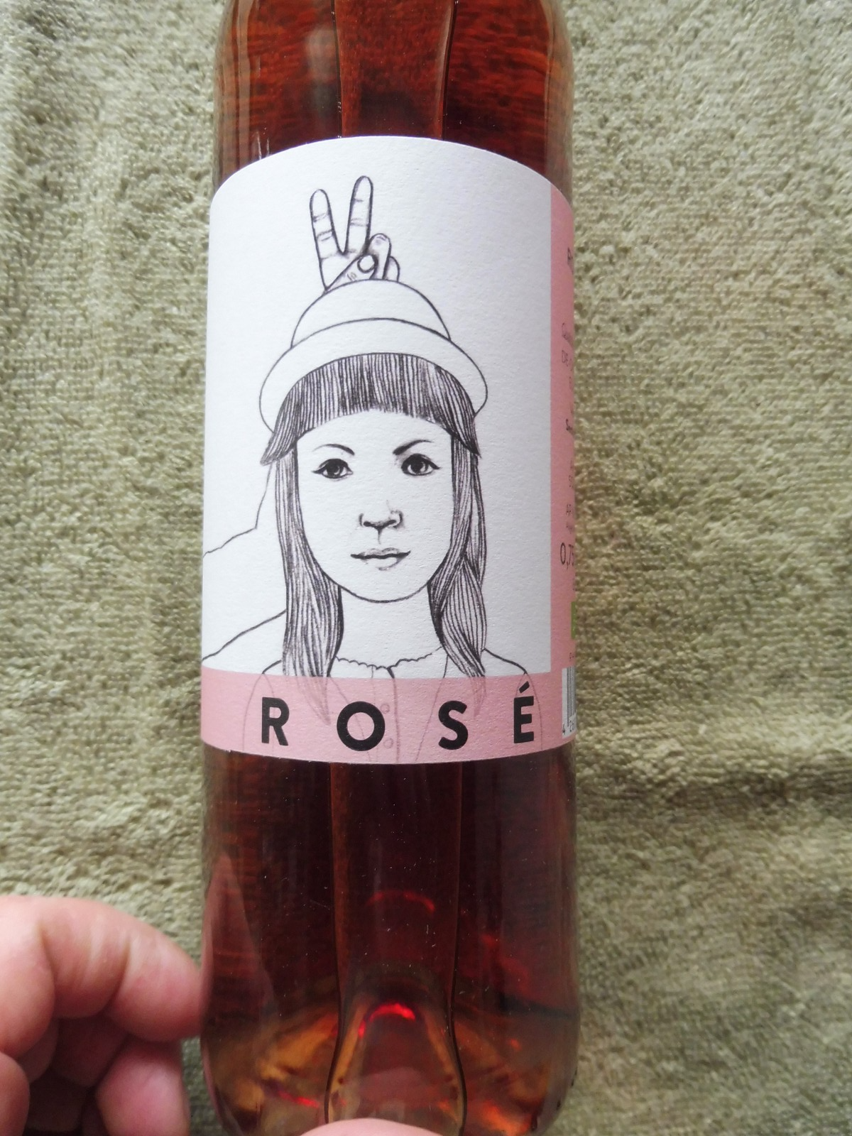 2 x Sechzisch Vierzisch Rosewein Cuvée; á 0,75 l; 11,0% vol.