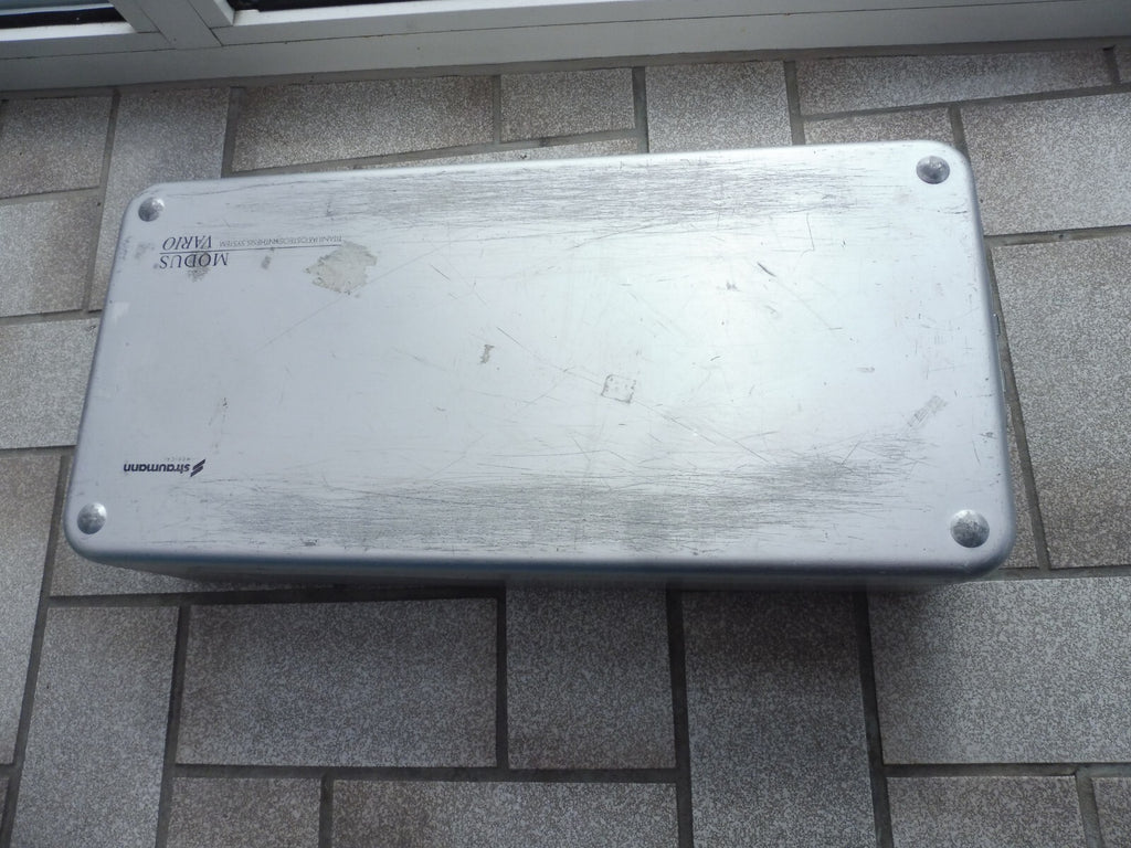 Bundeswehr Alubox, ehemals Sterilisationsbox, ideal für Werkzeug o.ä.