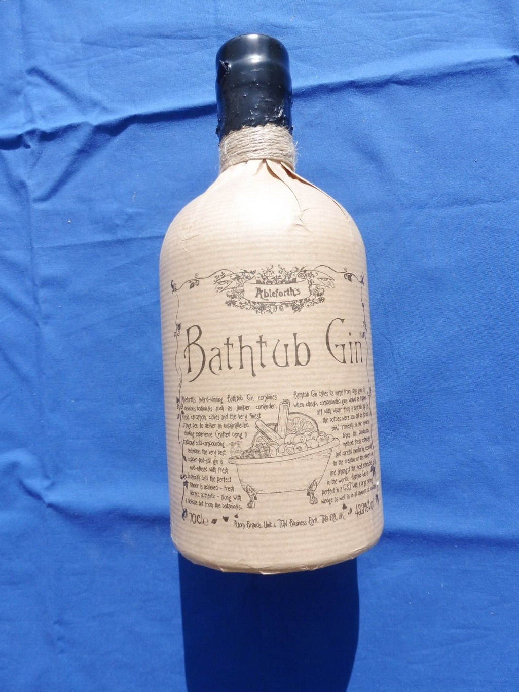 2 x Ableforth´s Bathtub Gin® (48,57 €/l; 43,3% vol.; á 0,7 l)