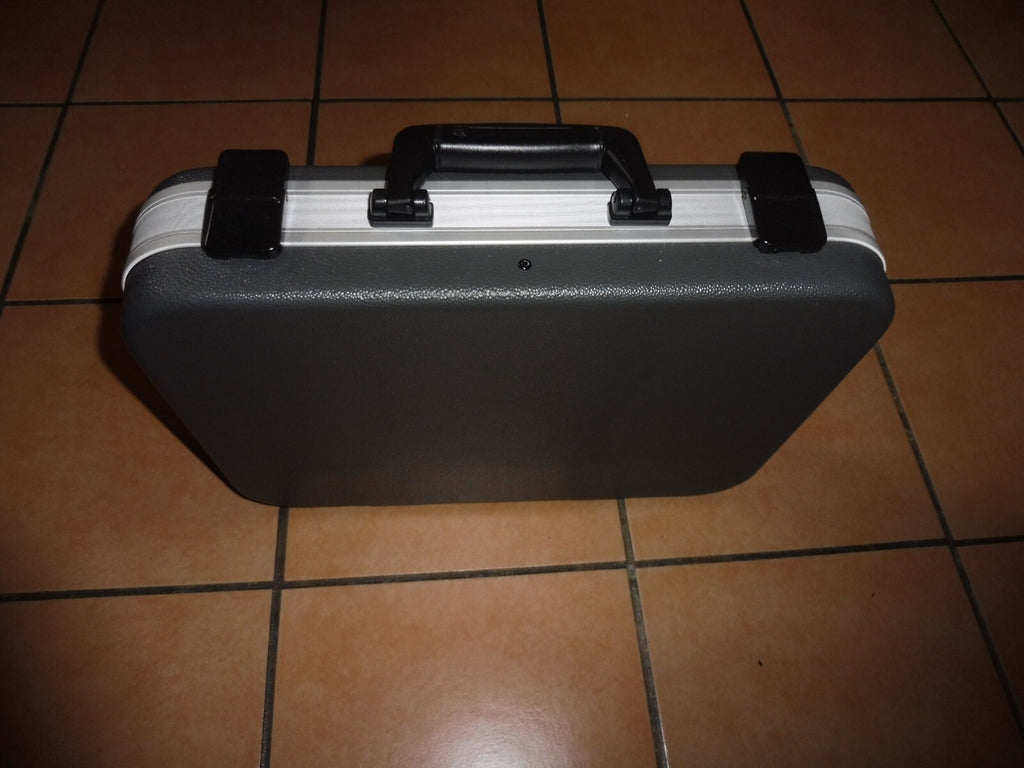 Bundeswehr Arztkoffer, klein/ Visitentasche  (ca. 44 x9 x 36 cm), ausgesondertet