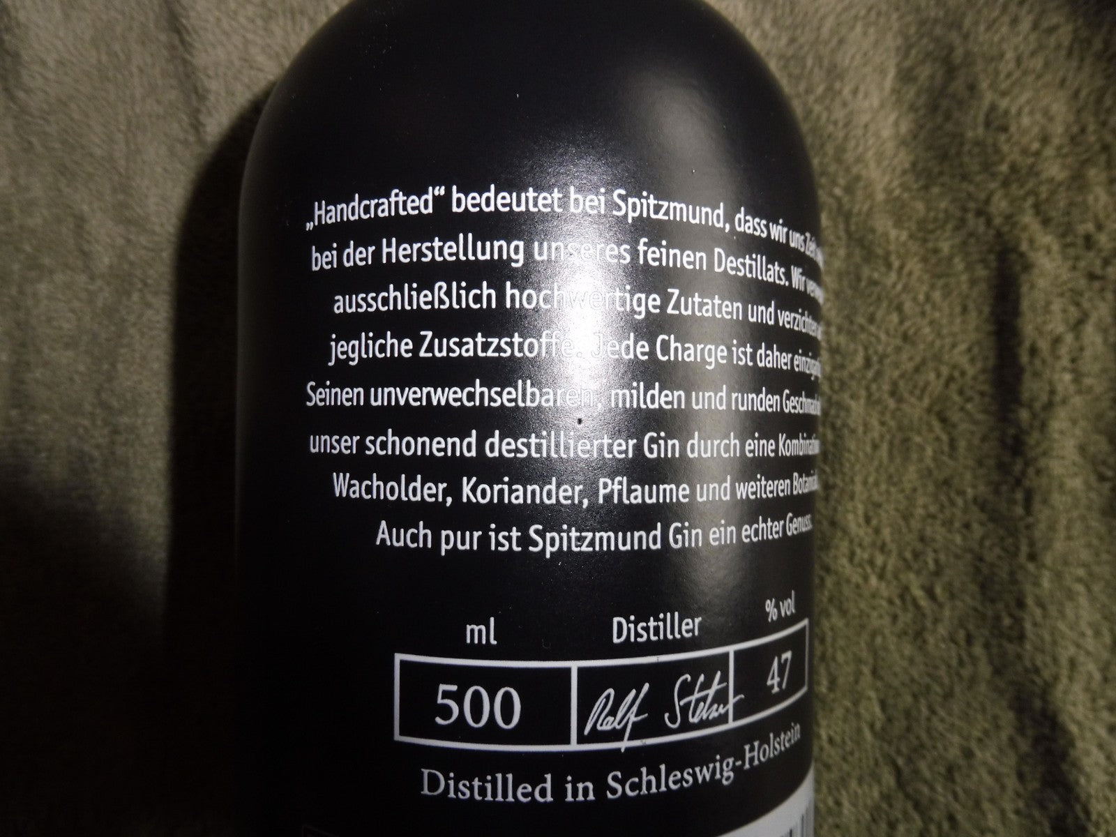 Spitzmund Gin, Handcrafted 47% vol; á 0,5 l
