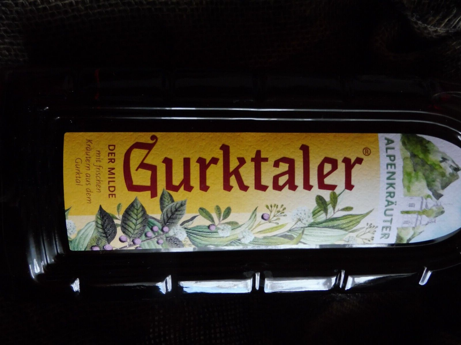 Gurktaler® Der milde Alpenkräuter  (31,43 €/l; 27% vol.; á 0,7 l)
