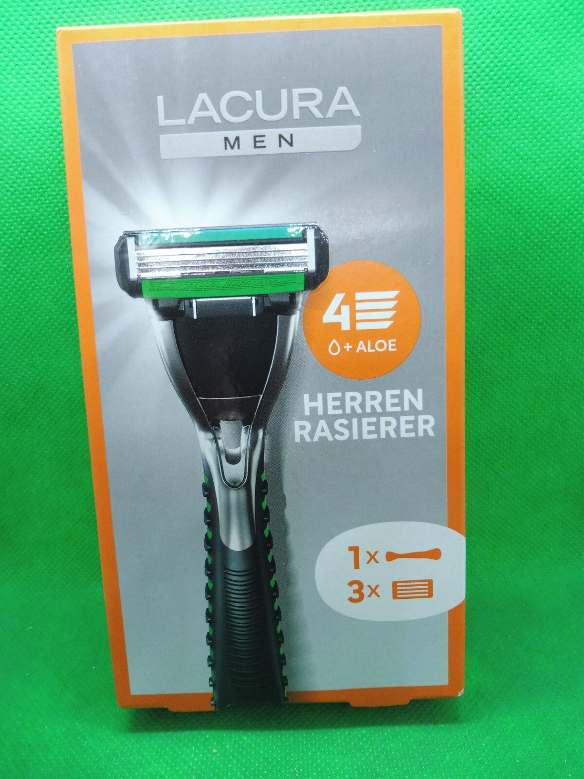 Lacura Men, 4-Klingen-Rasierer + Packung Ersatzklingen (á 6 Stück)