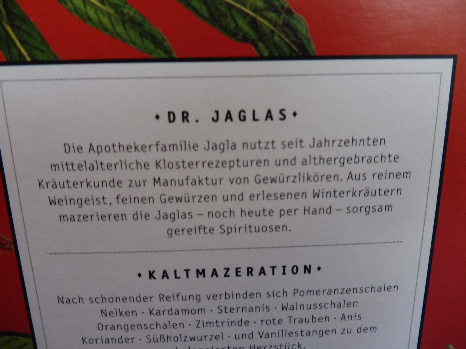 Dr. Jaglas Glühweinkräuter - Elixier (28 % vol.;  á 0,5 l)