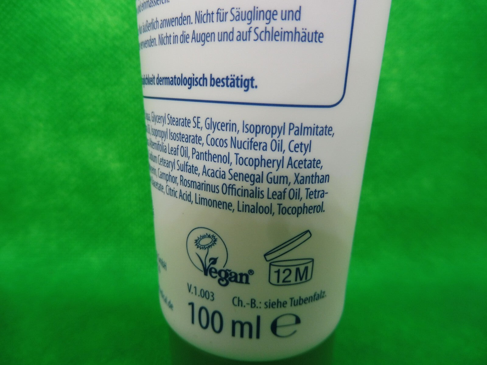1 x Ombia Med Fusscreme, á 100 ml, mit Teebaumöl (90,00 €/l)