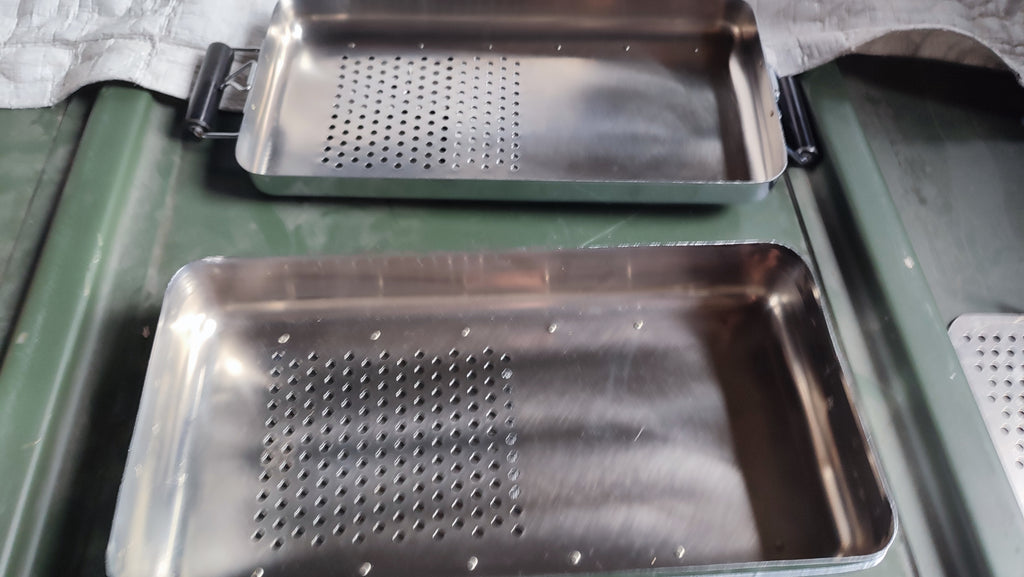 Bundeswehr  kleine Steriboxen, Aesculap, 1967 u.ä.; je Stück