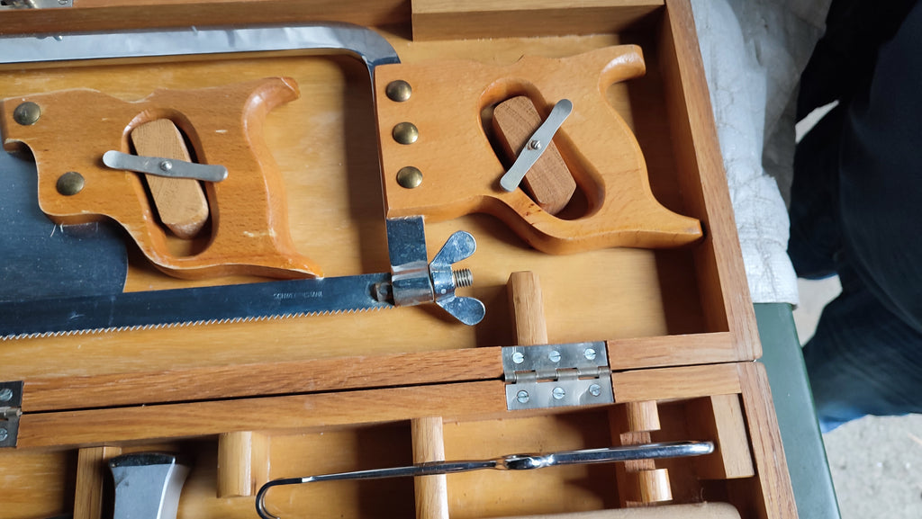 Bundeswehr Holzbox mit Teile Amputationsausstattung, ca. 1960-1970 er Jahre