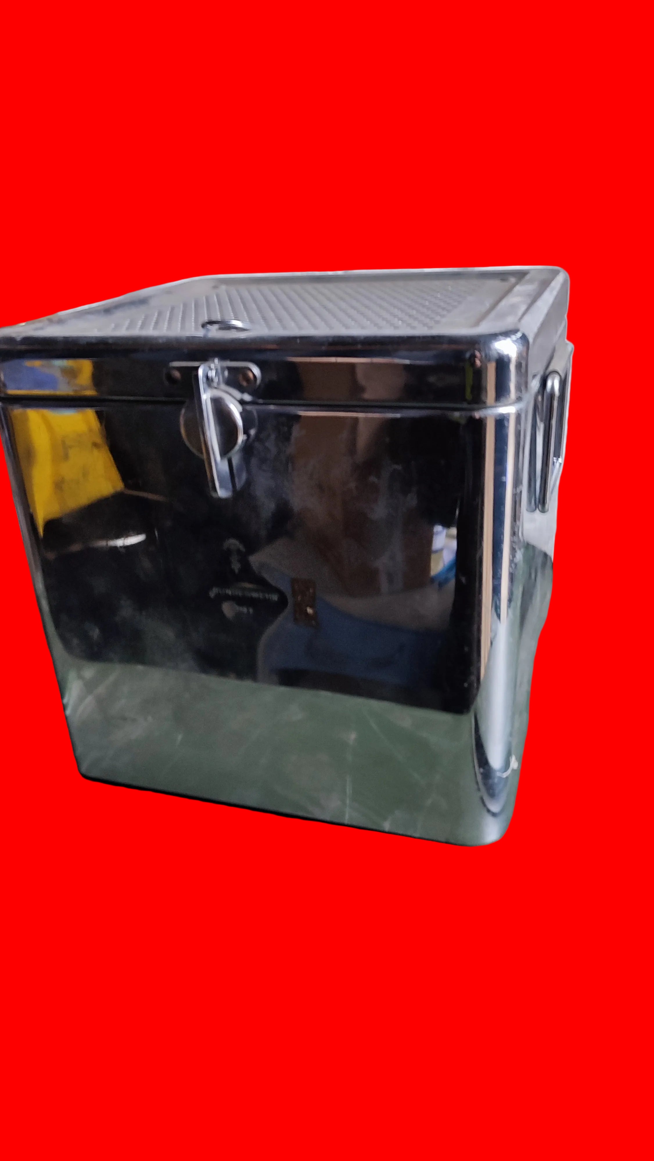 Bundeswehr Steribox, viereckig, vermutlich 1960 er Jahre (2)