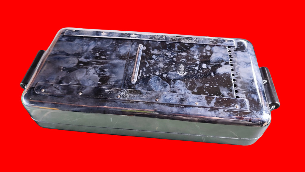 Bundeswehr  kleine Steriboxen, Aesculap, 1967 u.ä.; je Stück