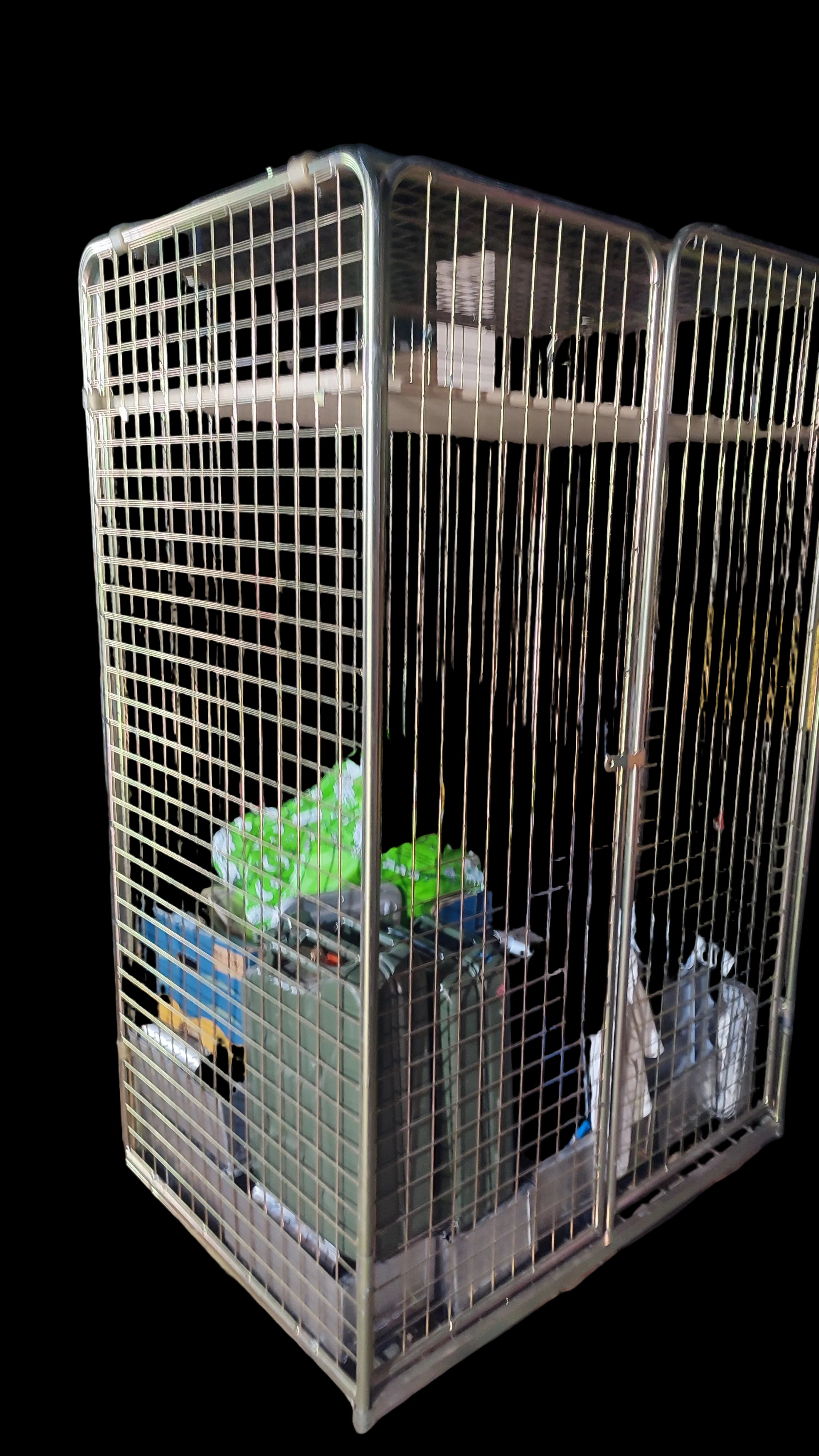 Gitterbox ohne Inhalt und ohne Palette: kein Versand n u r A b h o l u n g !