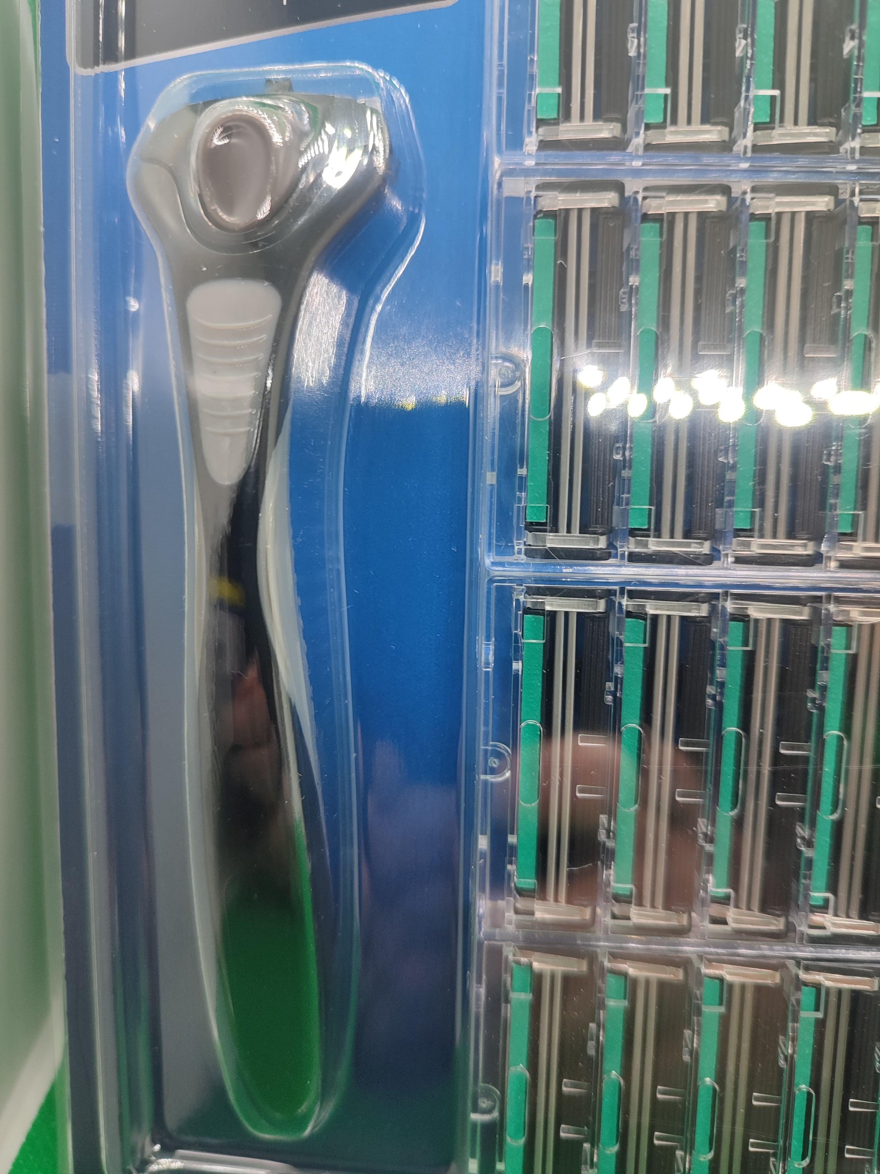 LACURA MEN XXL Herrenrasierer; 2-Klingen Rasierer, Griff + 40 Rasierklingen