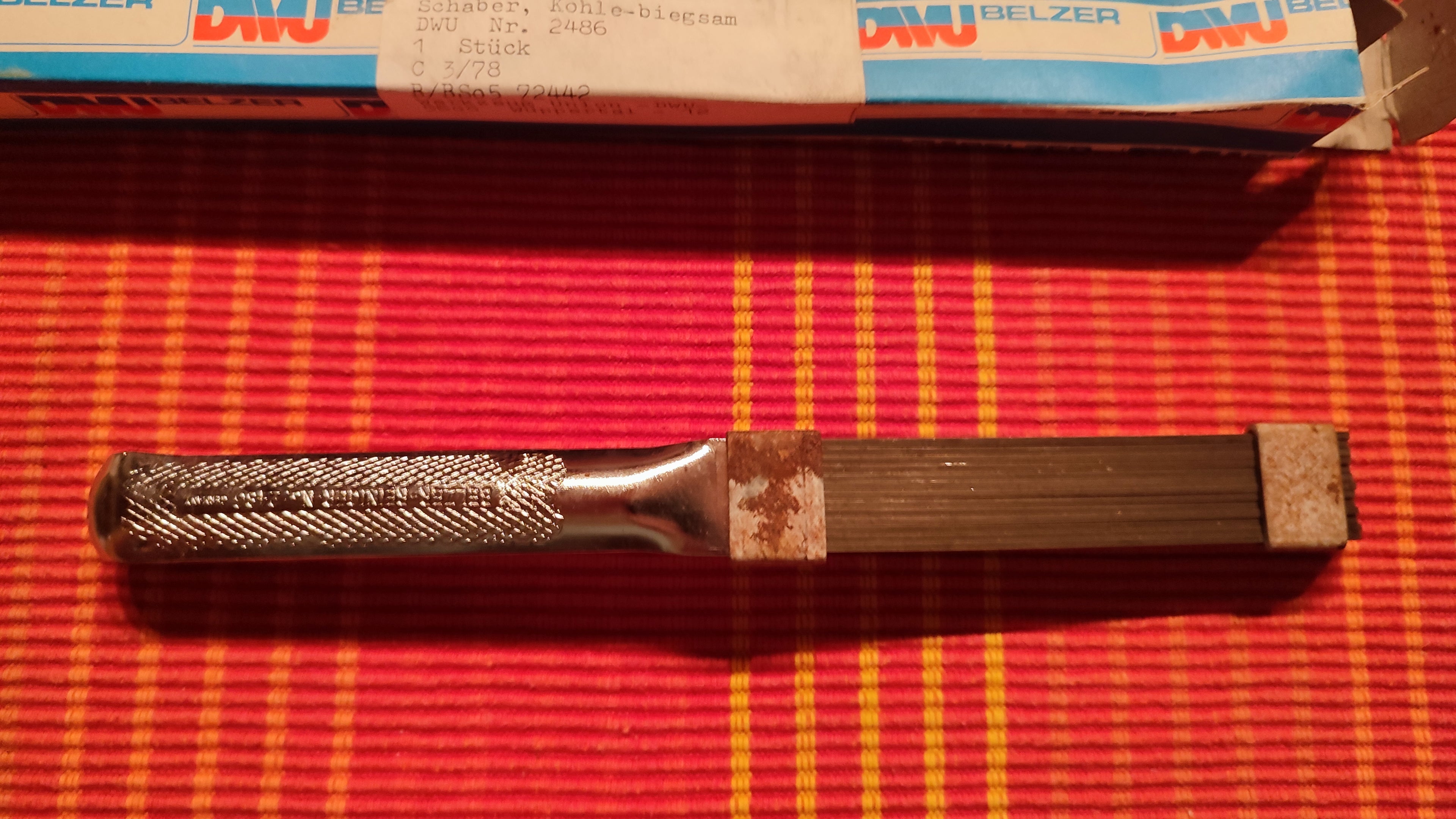 Bundeswehr Schaber, Kohle-biegsam, (Belzer-Reiniger Nr. 2486); 1978