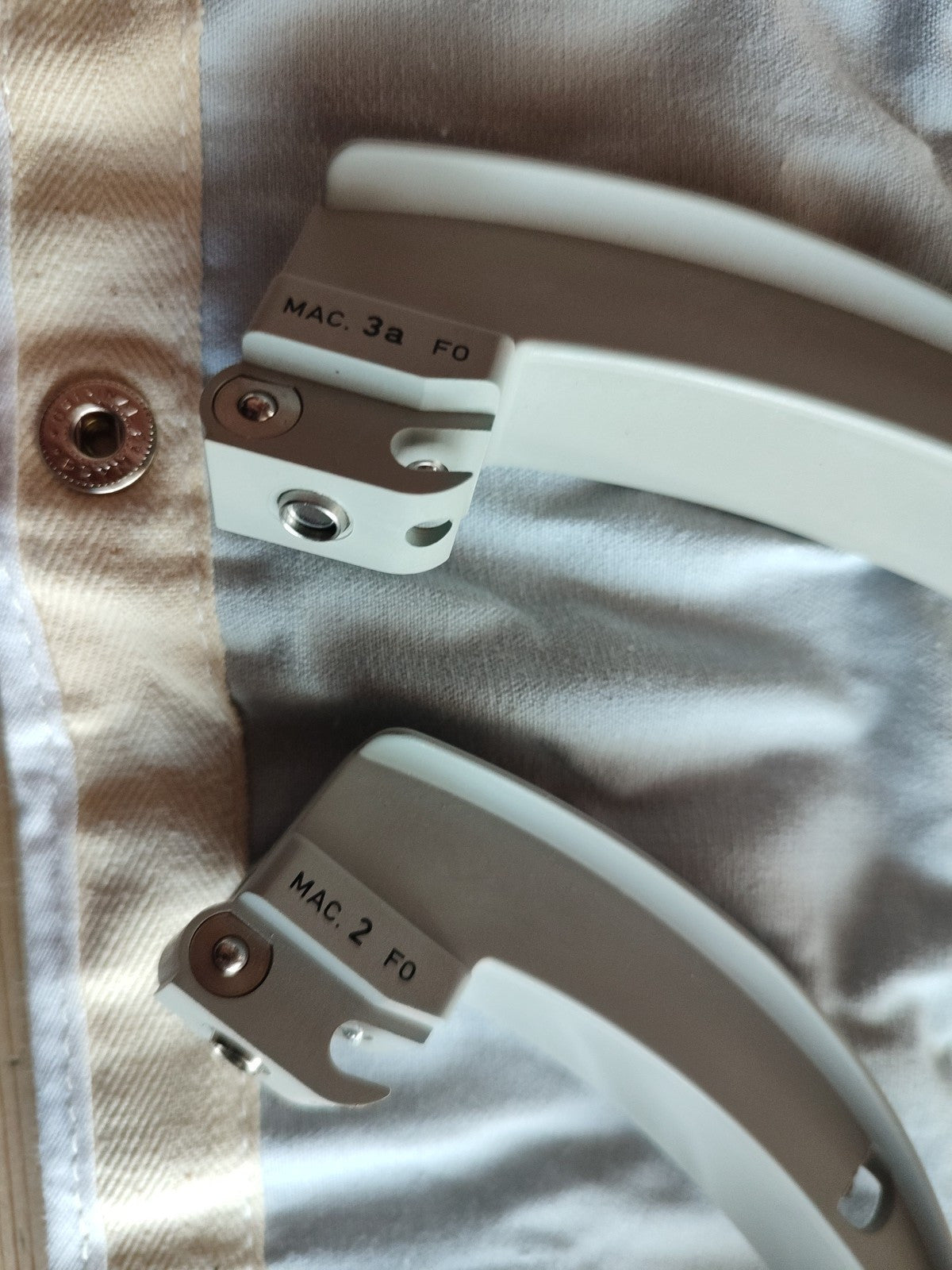 Bundeswehr, Intubationsbesteck v. Heine/Aesculap, ausgesondertes Material