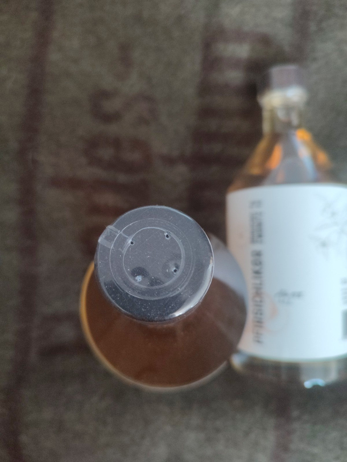 Pfirsichlikör Brauerei Zwönitz (18% vol.;  je Flasche á 0,5 l)