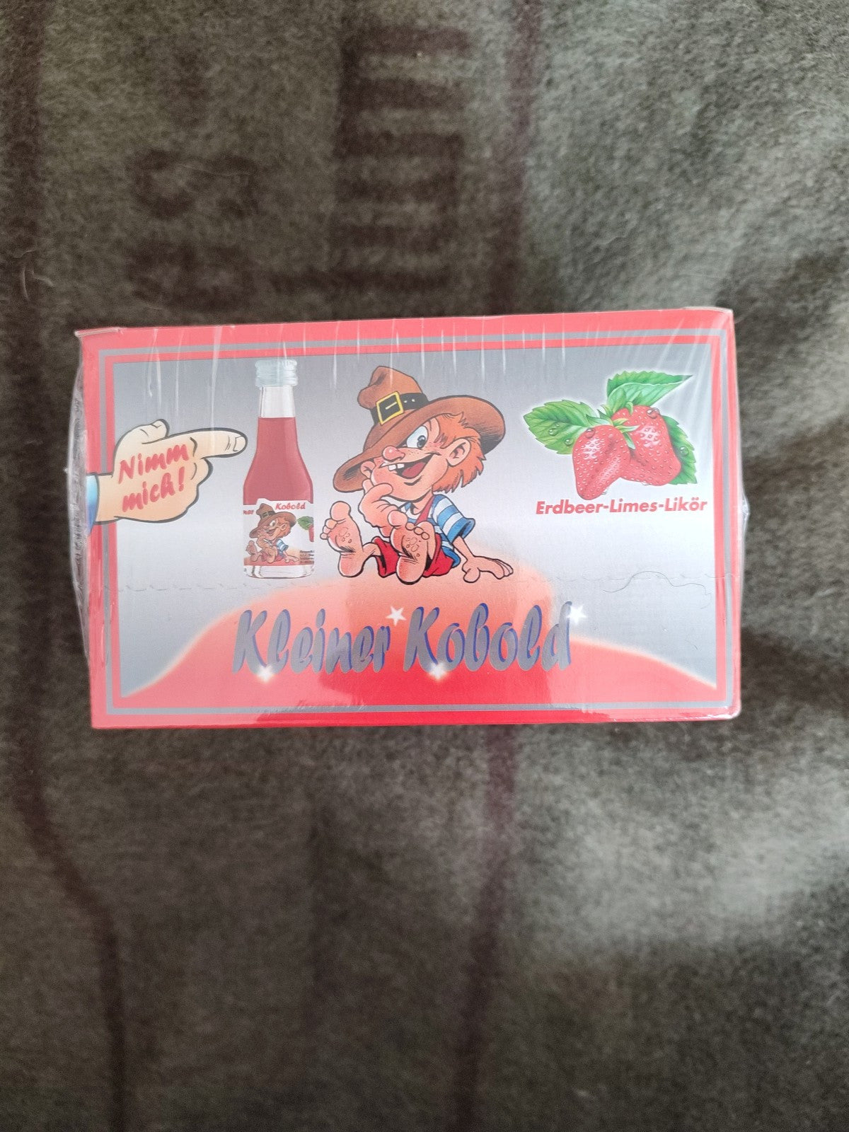 Kleiner Kobold; 25 x 20 ml/ 15% vol.; Erdbeer-Limes-Likör