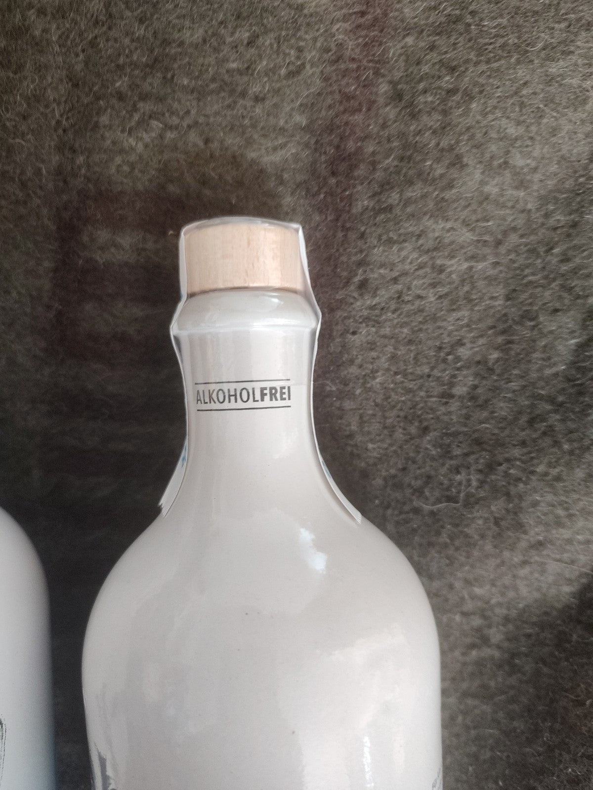 2 x Knut Hansen Alkoholfrei; á 0,5 l)